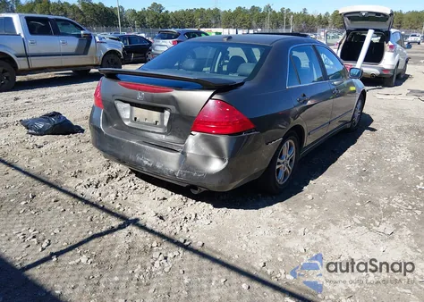 2006 Honda Accord 2.4 Ex from USA, damaged, VIN 1HGCM56756A046785